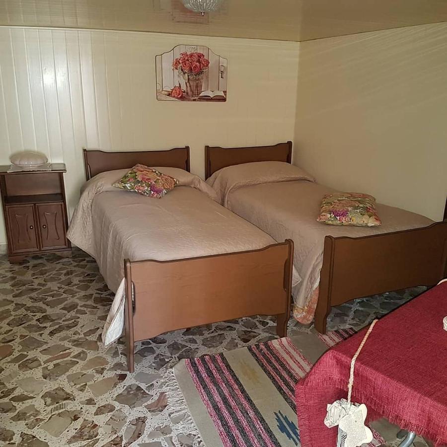 La Nicchia Di Gangi Appartement Buitenkant foto